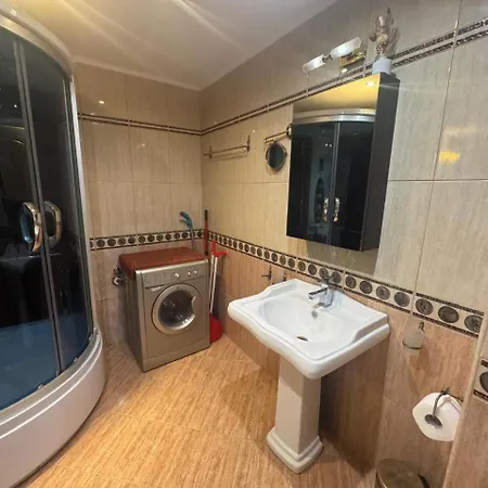 Port Palace Apartmán Varna