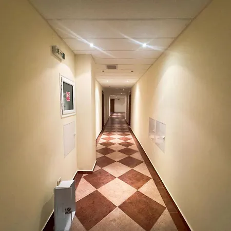 Port Palace *